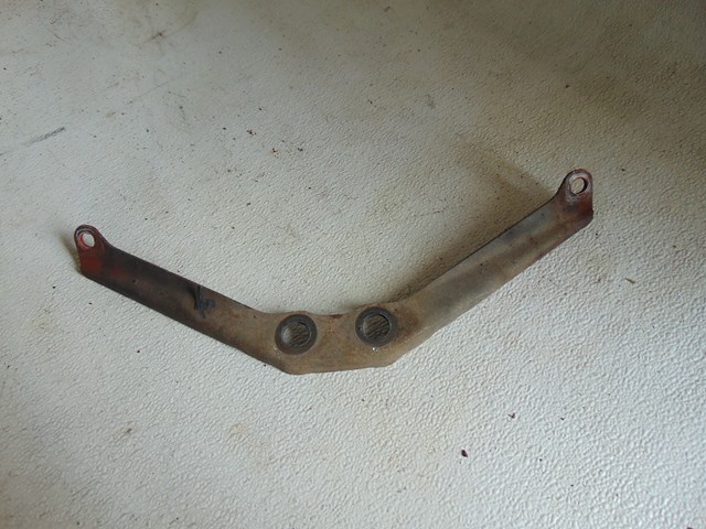 2003 Infiniti M45 Catalytic Converter Brace Bracket