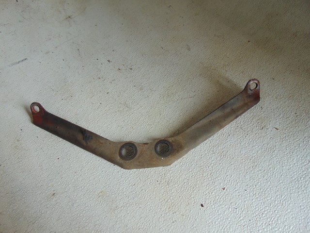 2003 Infiniti M45 Catalytic Converter Brace Bracket