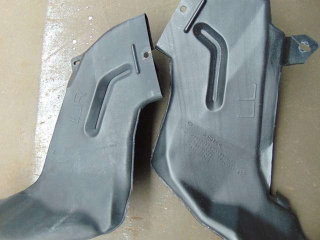 2003 Infiniti M45 Floor Climate Ducting 