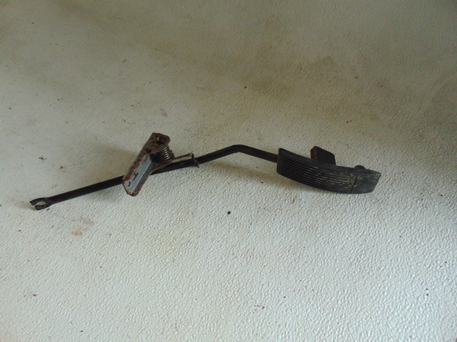 2003 2004 Infiniti M45 Gas Pedal