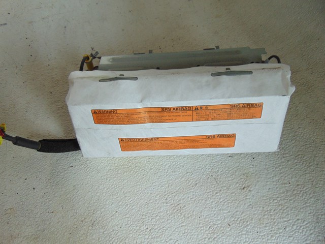 2003 Infiniti M45 RH Passenger Dash Bag