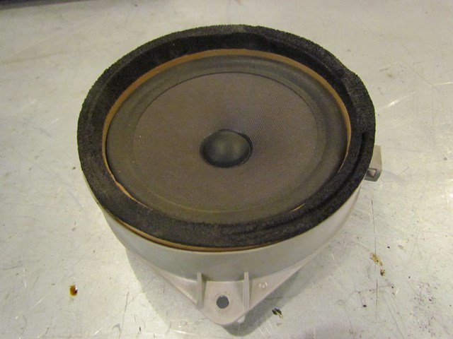 2005 Subaru Legacy GT Front LH Drivers Speaker 86301AG61A