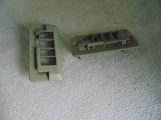 2003 Infiniti M45 Floor Vents