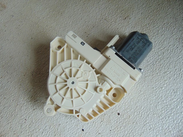 2010 Audi S4 Rear LH Driver Power Window Motor 8K0 959 811 A