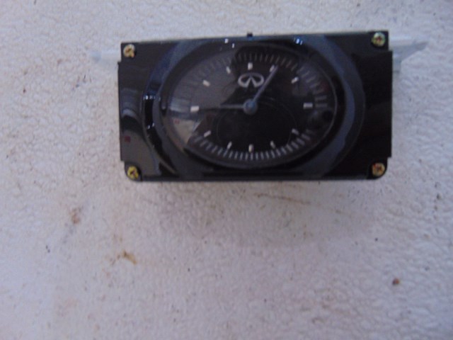 2003 Infiniti M45 Clock 25810 CR900