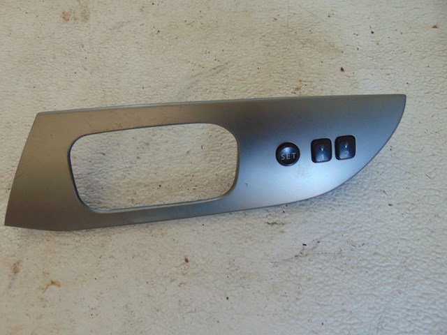 2003 Infiniti M45 Front LH Driver Door Panel Trim W/Memory Switch 80683AG000