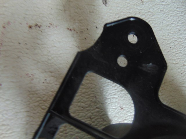 2010 Audi S4 Front RH Passenger Axle  Dust Shield 8K0863188