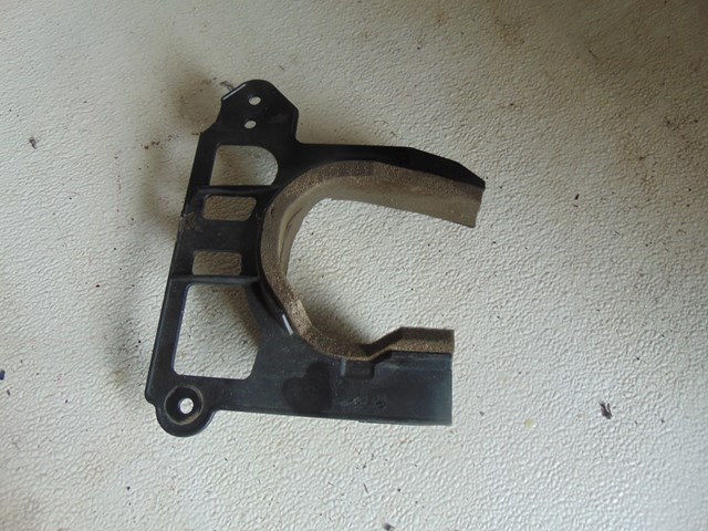 2010 Audi S4 Front RH Passenger Axle  Dust Shield 8K0863188