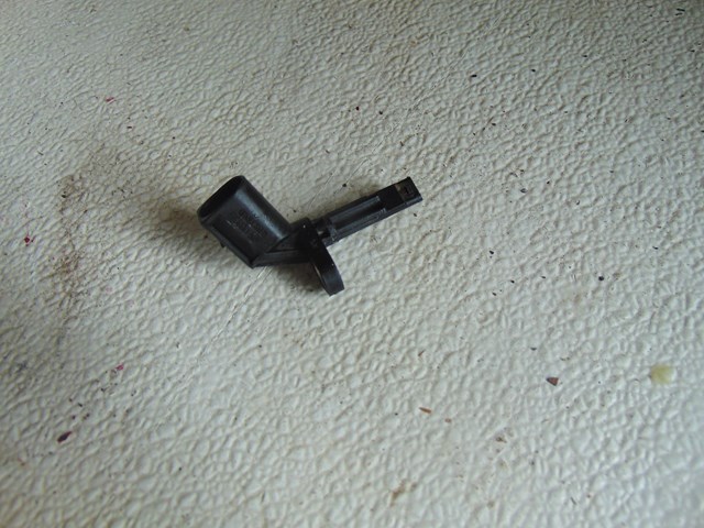 2010 Audi S4 Front RH Passenger ABS Sensor 4E0927804D