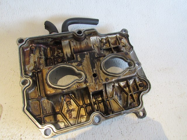 2005 Subaru Legacy GT LH Drivers Valve Cover