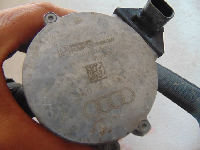 2010 Audi S4 Auxiliary Water Pump Engine Water Pump 8K0 965 567