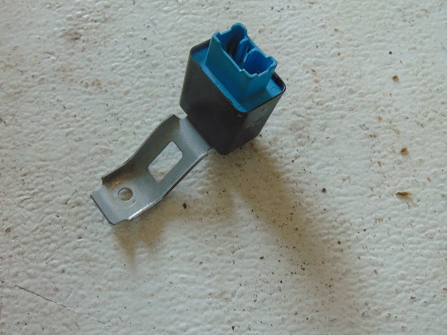 1997 Lexus LS 400 Height Adjustment Control Relay 85992 50010