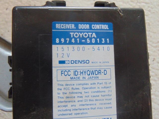 1997 Lexus LS 400 Door Control Module 89741 50131