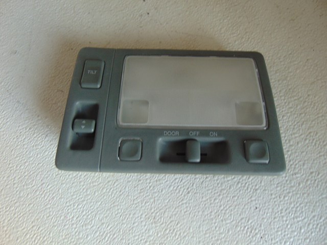 1997 Lexus LS 400 Dome Light w/ Sunroof Switches