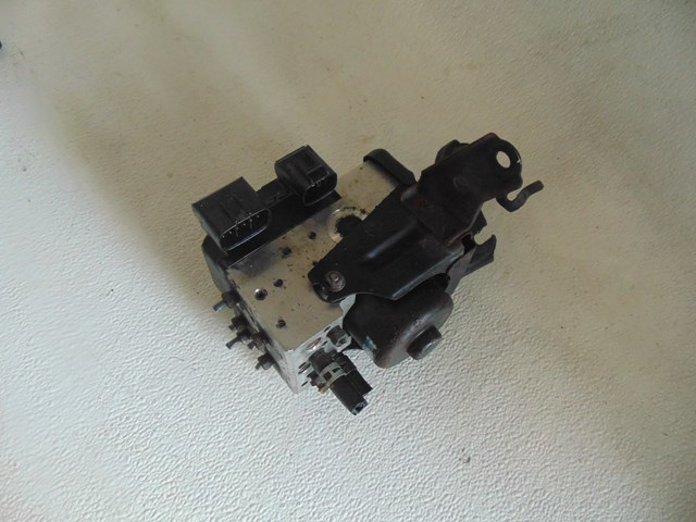 1997 Lexus LS 400 ABS Pump 44540-24010