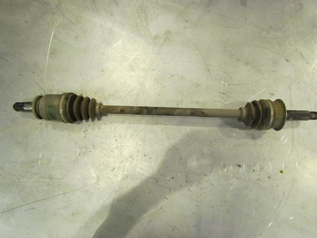 2005 Subaru Legacy GT RH Rear Axle Shaft