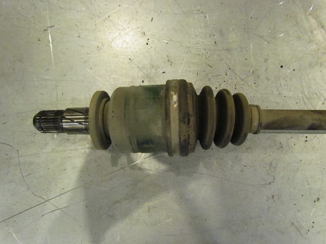 2005 Subaru Legacy GT RH Rear Axle Shaft