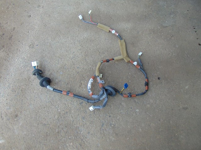 1997 Lexus LS 400 Rear LH Driver Door Wiring 82154 50020
