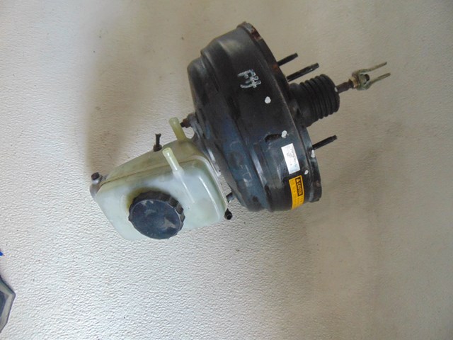 1997 Lexus LS 400 Power Brake Booster w/Brake Master Cylinder