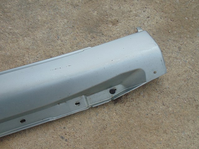 1997 Lexus LS 400 Front RH Passenger Side Skirt