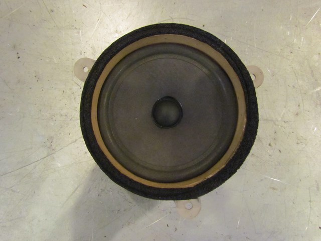 2005 Subaru Legacy GT RH Rear Door Speaker
