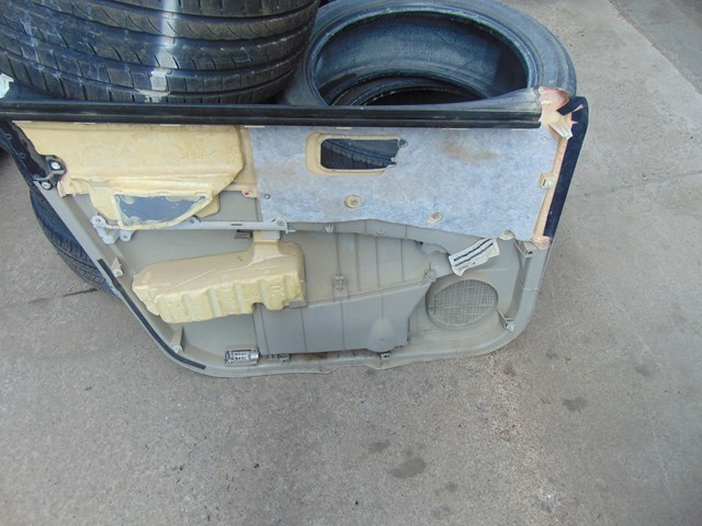 2007 Toyota Prius Front RH Passenger Door Panel