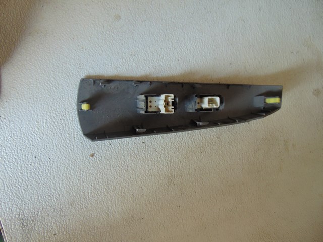 2007 Toyota Prius Front RH Passenger Door Switch 74231-47090