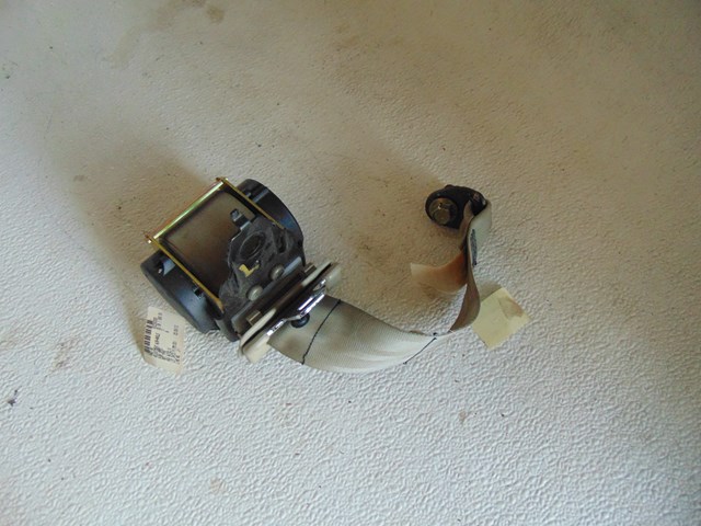 2003 Infiniti M45 Rear LH Driver Seat Belt