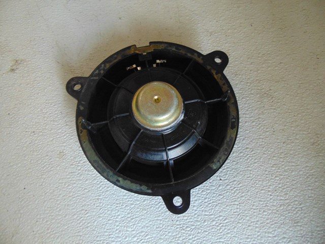 2003 Infiniti M45 Rear RH LH Door Speaker 28156 AM800