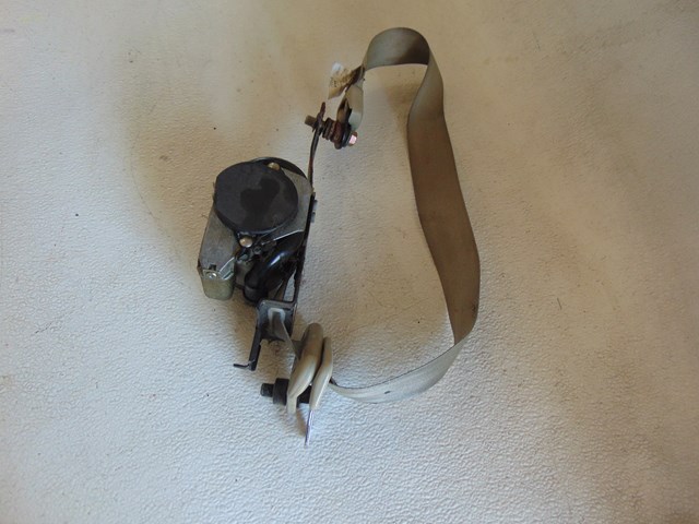 2003 Infiniti M45 Front LH Driver Seat Belt