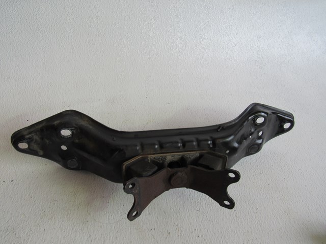 2005 Subaru Legacy GT Rear Automatic Transmission Bracket