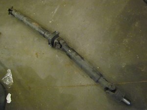 2003 Infiniti G35 Coupe AT RWD Driveshaft