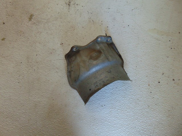 2010 Audi S4 Front LH Driver Axle Dust Shield 8K0407719