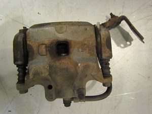 2003 Infiniti G35 Coupe Front RH Passenger Brake Caliper