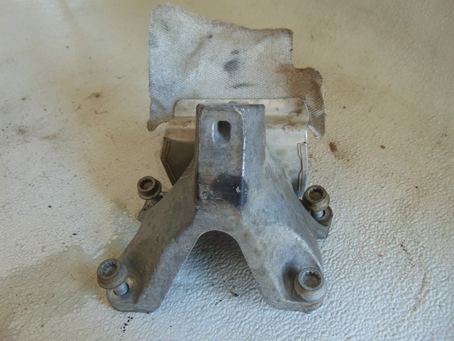 2010 Audi S4 LH Driver Engine Mount 8K0199307BG