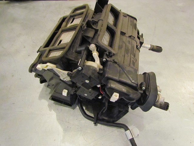 2003 Infiniti G35 Heater Core Assy 27110 AM610