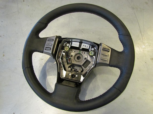 2003 Infiniti G35 Steering Wheel With Controls