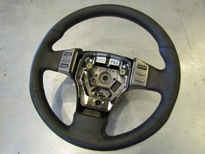 2003 Infiniti G35 Steering Wheel With Controls