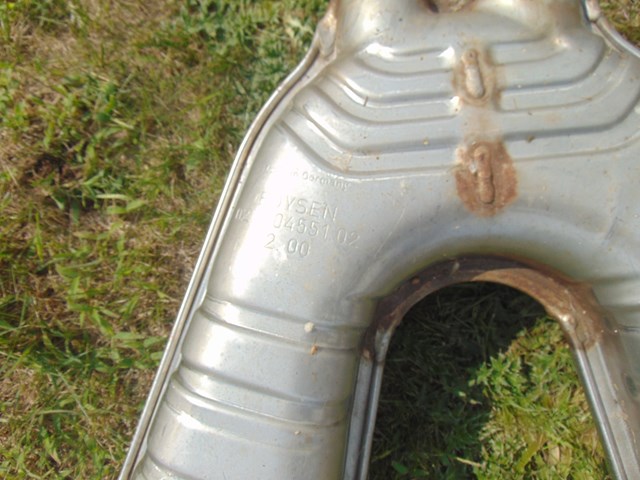 2000 BMW 528i Muffler with Resonator 1 437 650 & 1 714 762