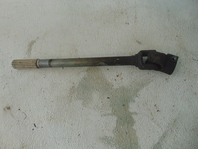2010 Audi S4 Steering Column Shaft with Knuckle