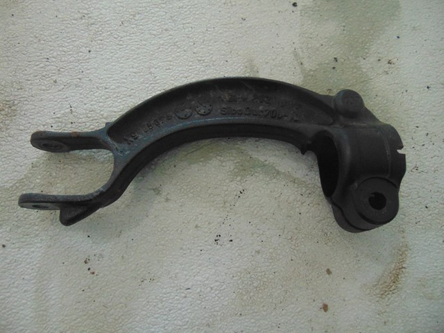 2010 Audi S4 RH Front Strut Bracket Control Arm 8K0 413-See Description