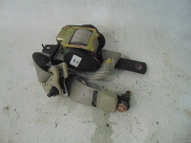 2003 Infiniti M45 Front RH Passenger Seat Belt