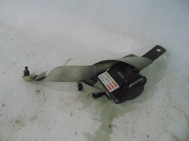 2003 Infiniti M45 Front RH Passenger Seat Belt