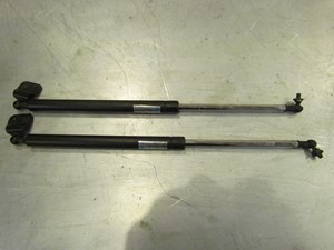 2003 Infiniti G35 Trunk Gas Shocks