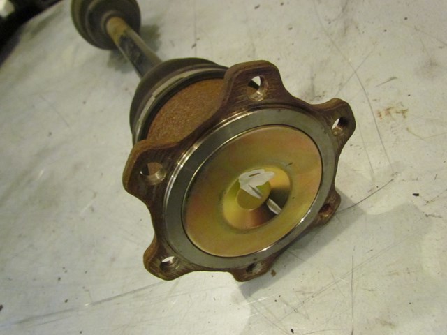 2003 Infiniti G35 Coupe Rear RH Passenger Axle