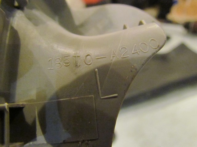 2009 Infiniti G37 Front RH Passenger Seat Panels 185S0-A2400 185T0-A2400