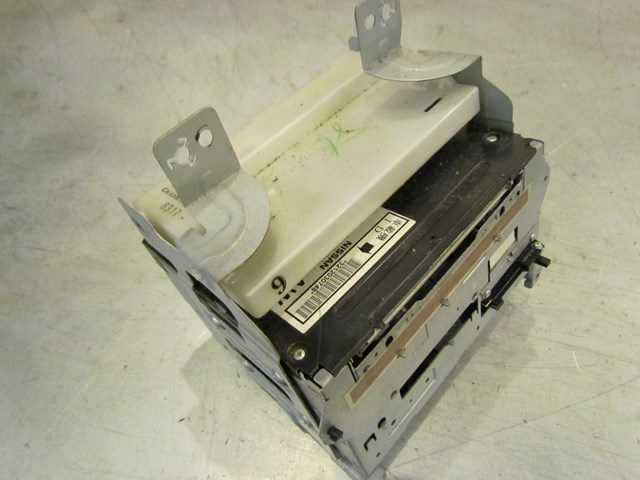 2008 Infiniti G37 Radio And A/C Controller 25915 JK63C 27760 JK700