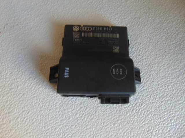 2010 Audi S4 Gateway Control Module 8T0 907 468 AA