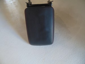 2010 Audi S4 Sport Center Armrest w/Bracket 8K0 864 283