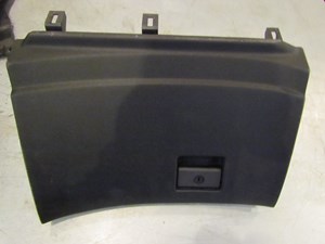 2008 Infiniti G37 Glove Box Split See Pics